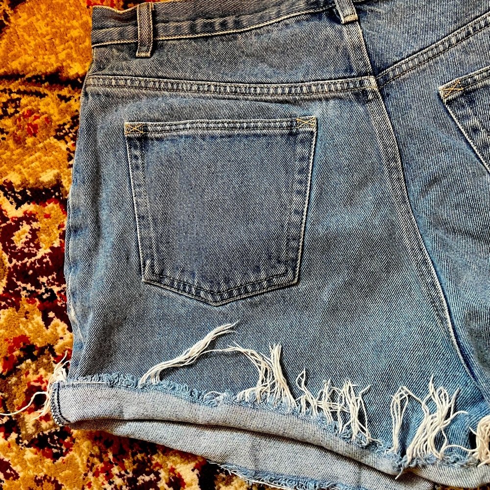 Frayed Hem Denim Shorts